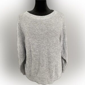 Ann Taylor LOFT Crew Neck Sweater - Size Medium - EUC